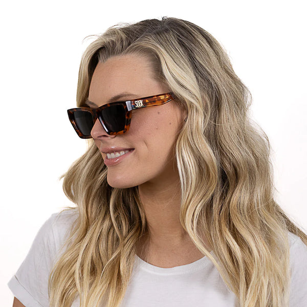 ~ SOEK Sunglasses Beyond - Sunkissed