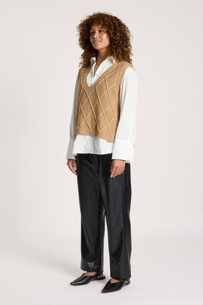 Liora Knit Vest - Mocha