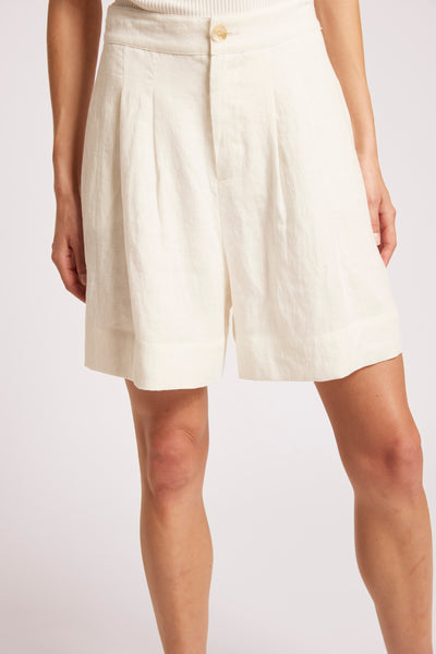 Cove Short - White