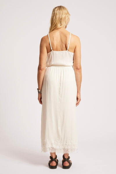Drift Lace Skirt - White
