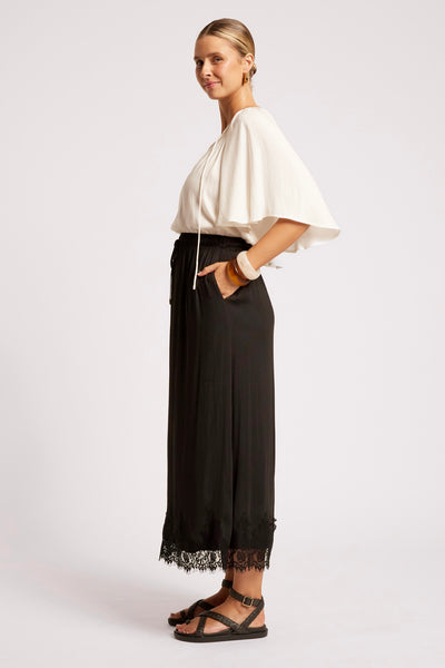 Drift Lace Skirt - Black