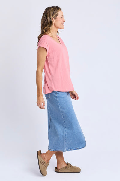 Manly Vee Tee - Rose
