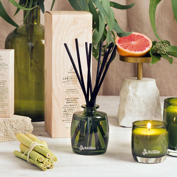 ~ Urban Rituelle Flourish Organics Scented Soy Candle - Lemongrass, Lemon Myrtle, Grapefruit & Eucalyptus