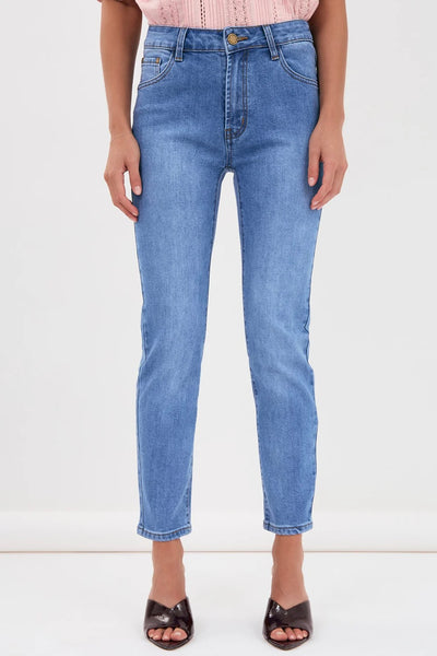 Lizzie Slim Leg Jean - Mid Wash