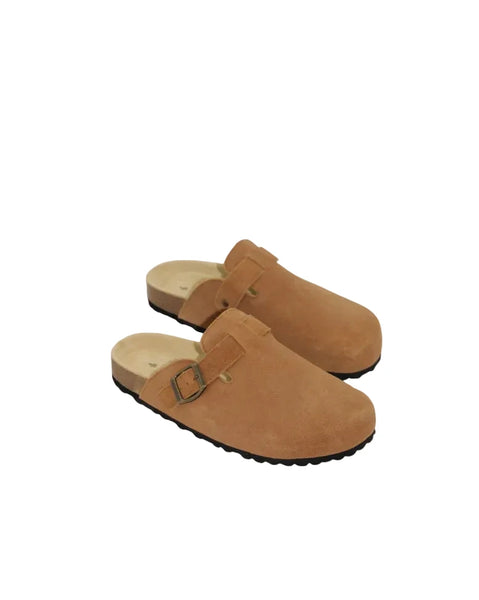 ~~~ HUMAN Lara Closed Toe Slide - Tan Suede