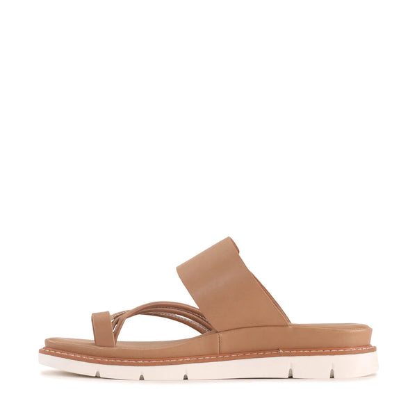 ~~~ LOS CABOS Sane Sandal - Taupe