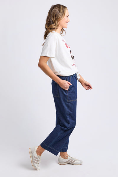 Amore Cerise Tee - Marshmallow