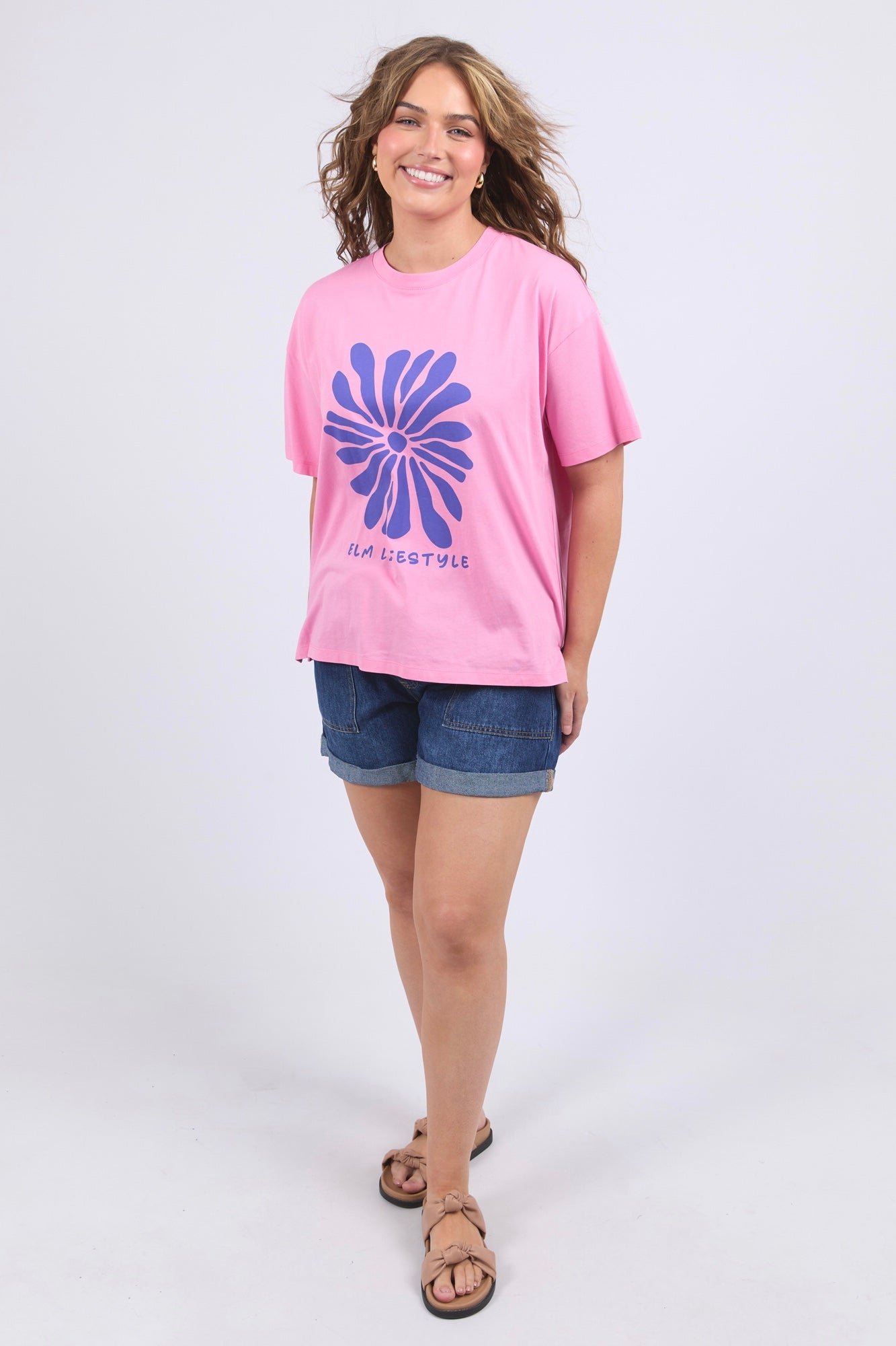 Camelia Tee - Chateau Rose