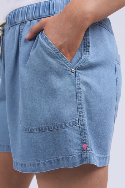 Elliot Chambray Short - Mid Blue Wash
