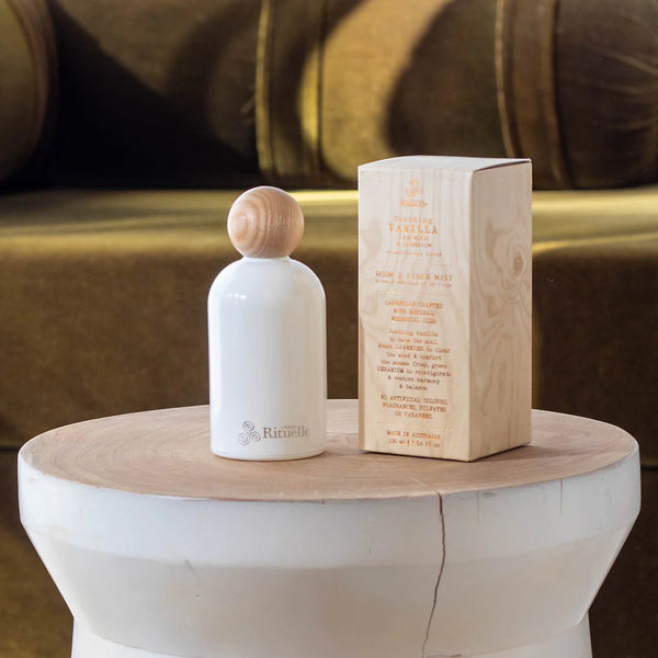 ~~ Urban Rituelle Flourish Organics Room & Linen Mist - Vanilla, Lavender & Geranium