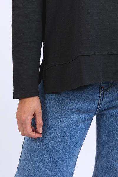 Jayne Throw On Top - Black