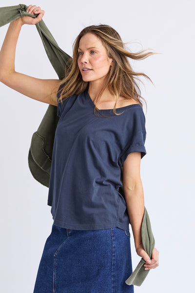 Manly Vee Tee - Navy