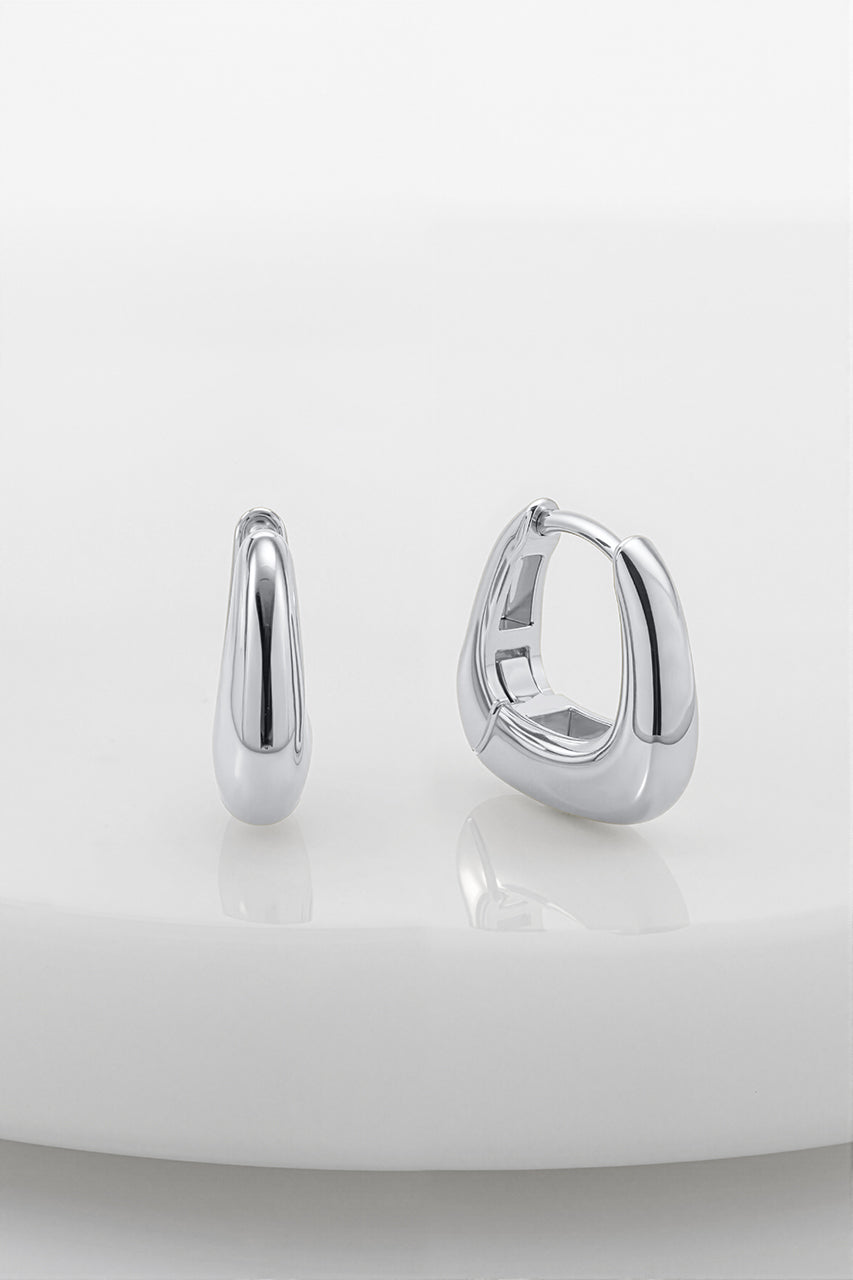 ~ Zafino Neve Huggie Earring - Silver