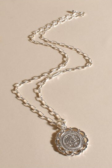 ~ Kazaria Long Vintage Pendant Necklace - Silver